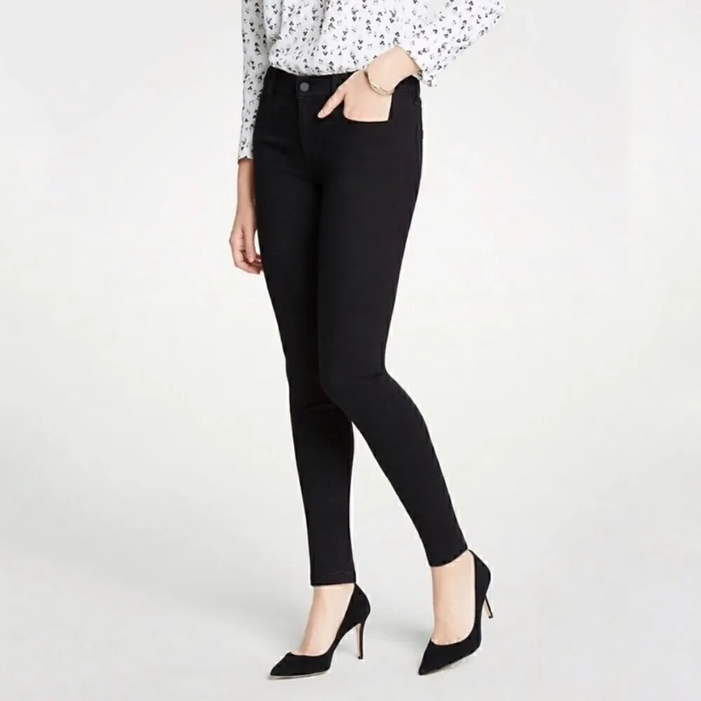 𝅺nwt Ann Taylor the Skinny jeans black 2 Tall jeans